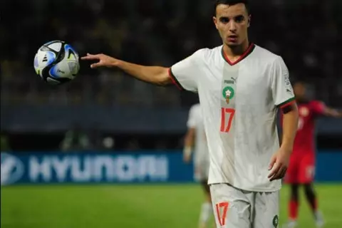 نجا من الموت غرقًا.. من هو عبد الحميد معالي صفقة الزمالك المحتملة؟